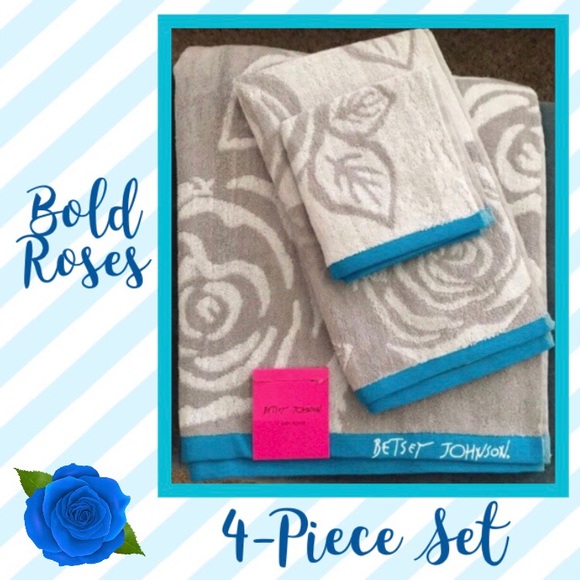Betsey Johnson Bold Blue Roses 4-Piece Towel Set - Picture 2 of 6